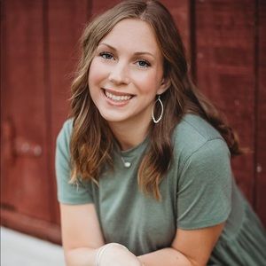 Meet your Posher, Haley